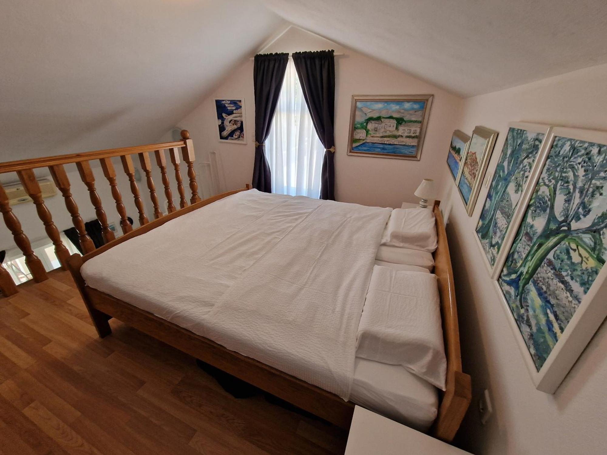 Podlesek Apartment *